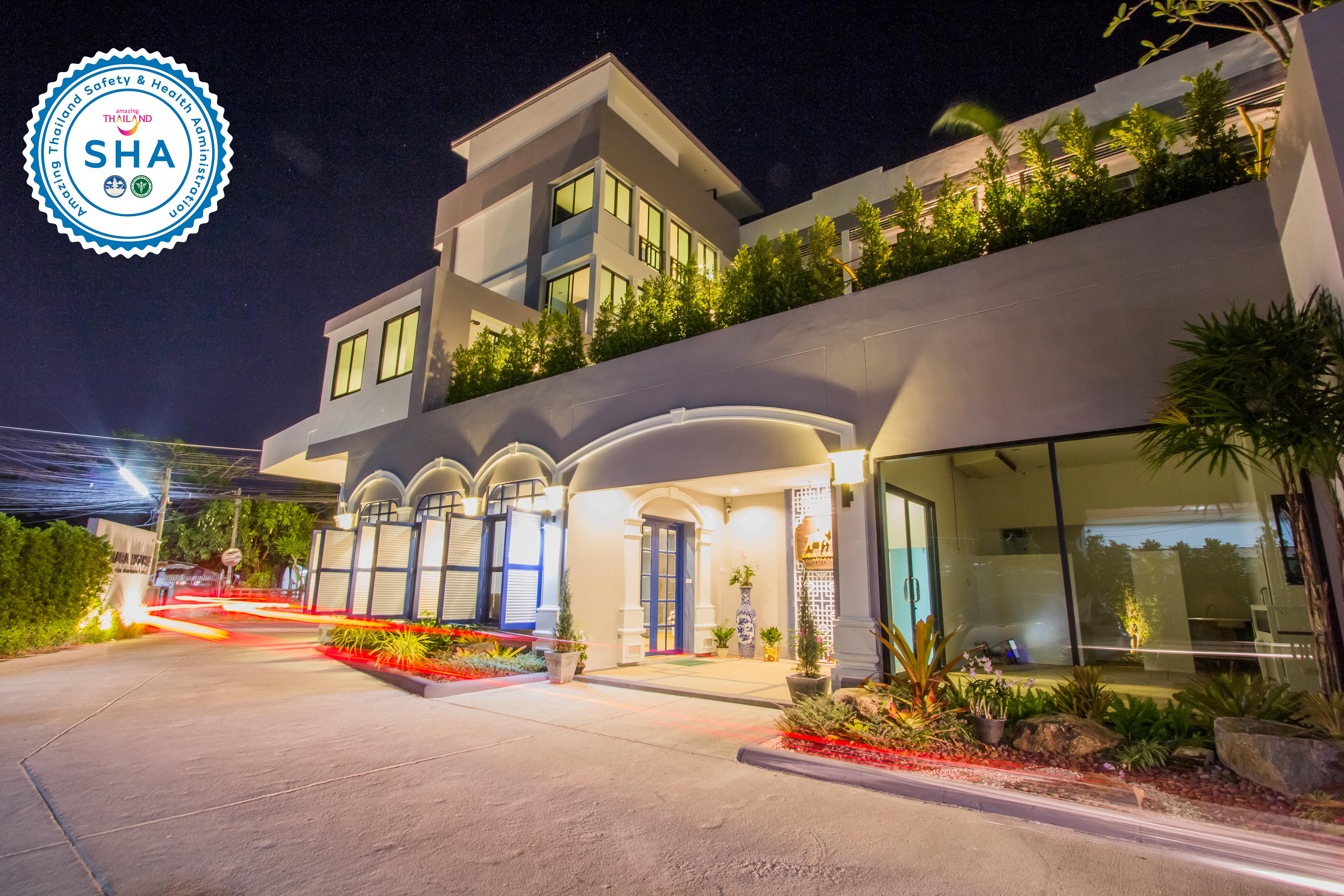Baba House Hotel - Sha Plus 푸껫 외부 사진