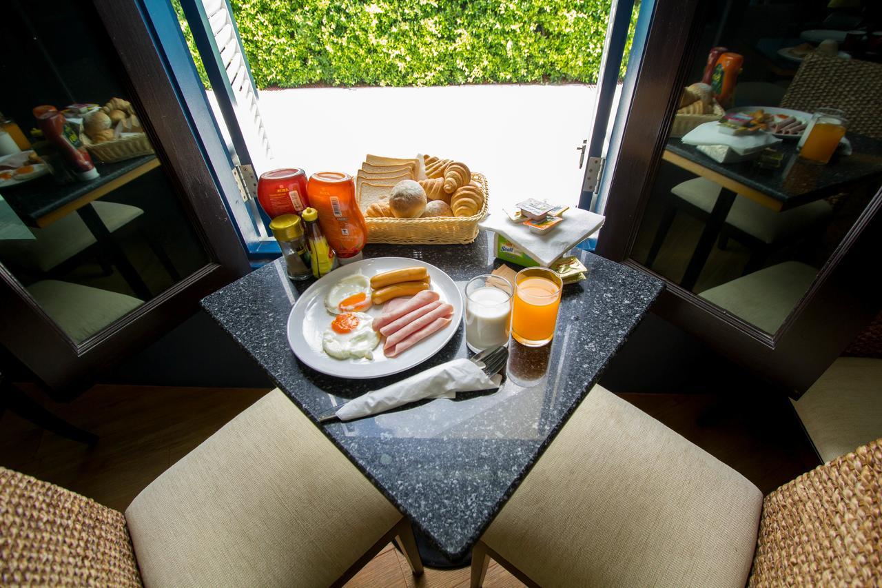 Baba House Hotel - Sha Plus 푸껫 외부 사진