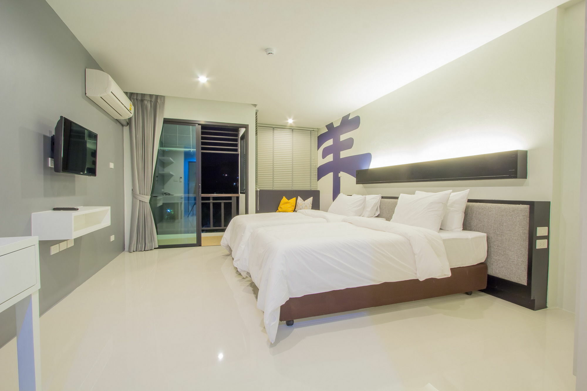 Baba House Hotel - Sha Plus 푸껫 외부 사진